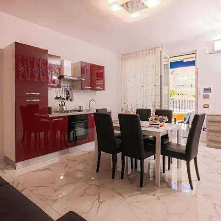 Al Confine Del Mare Holiday home *